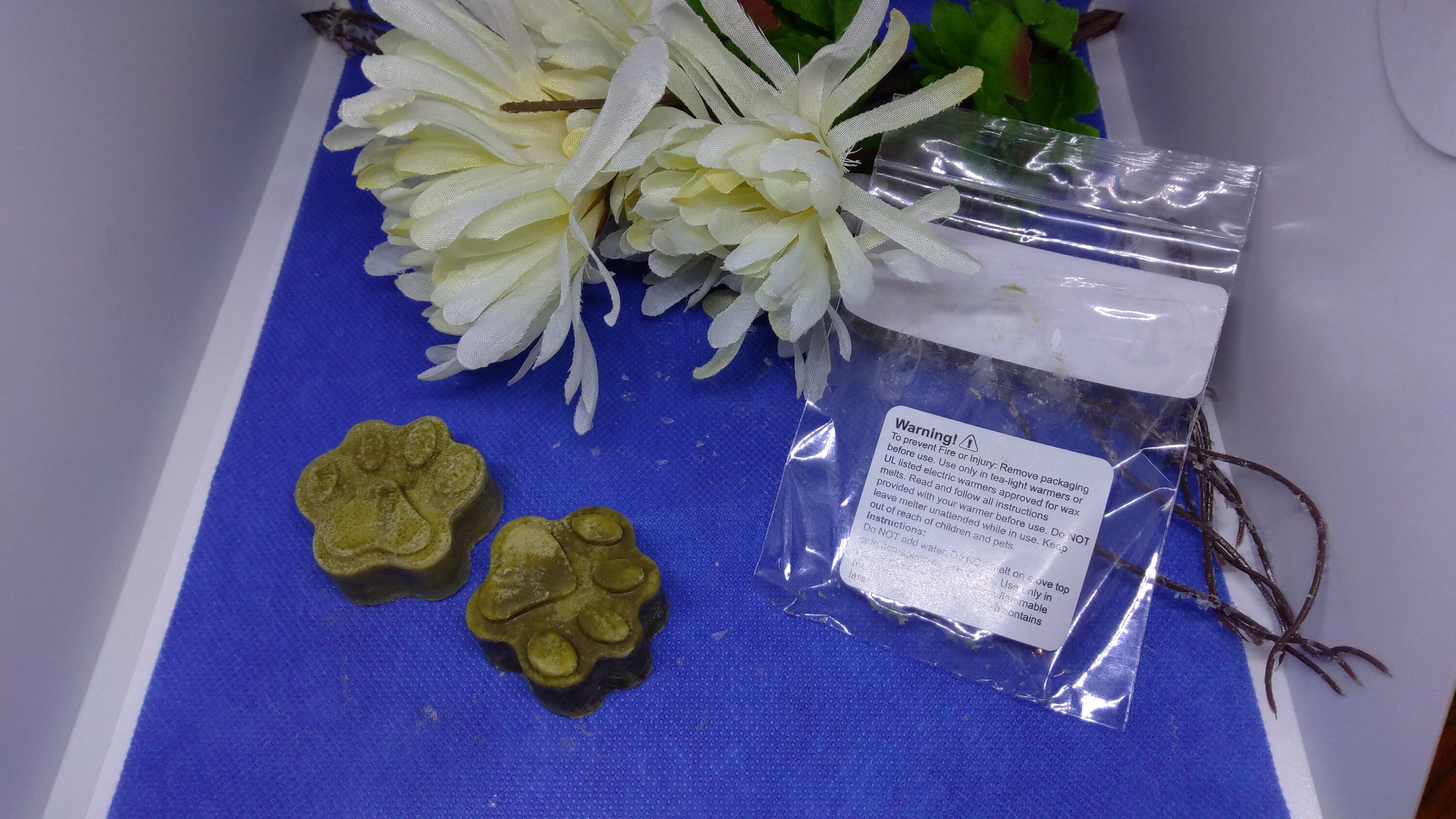 Paw Print Soy Wax Melts: Premade Options, Maine Made